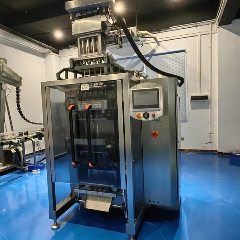pl165376650-adhesive_sealing_packing_machine_with_measurement_accuracy_of_1_10_1_50ml_capacity